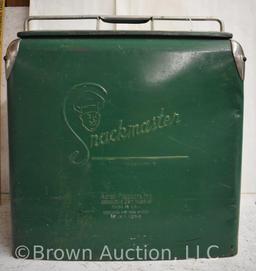 1950's Snackmaster cooler/ice chest w/embossed logo