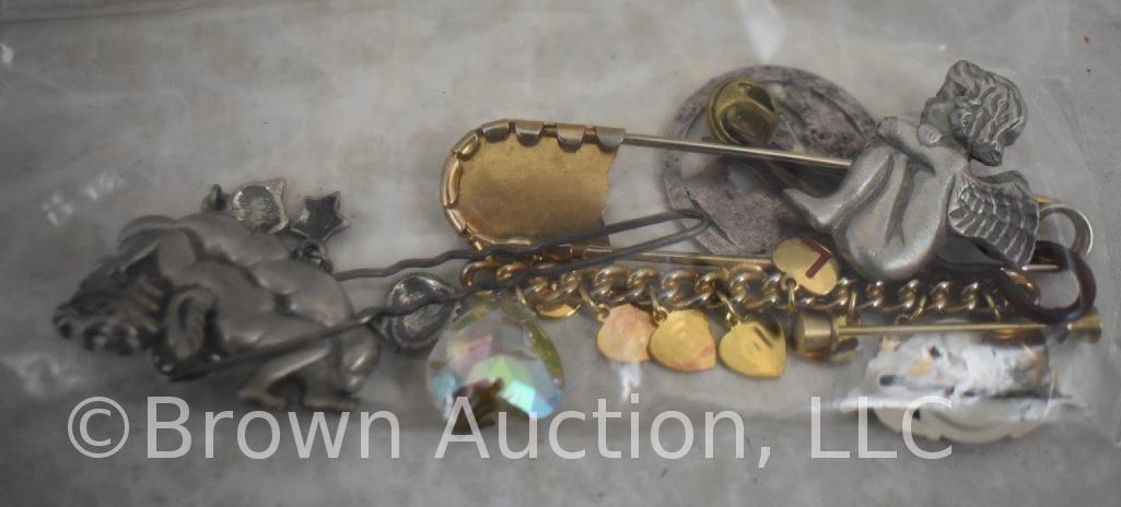 Box lot of miscl. Incl. Roi-Tan cigar box, tie tacks, cuff links (Onyx and Tiger Eye), jewelry,