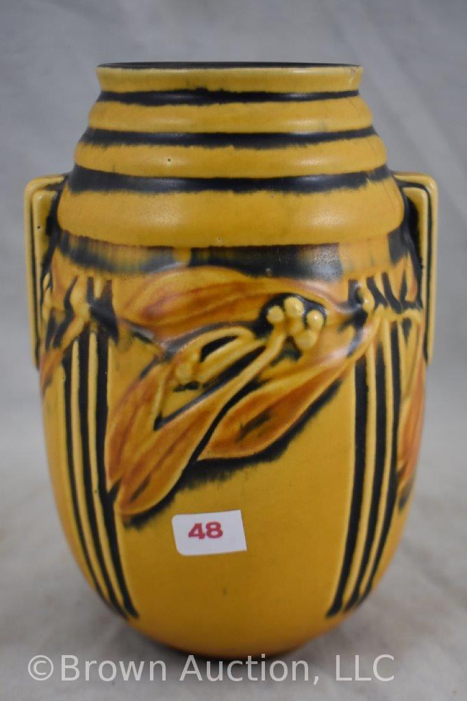 Roseville Laurel 670-7" vase, yellow