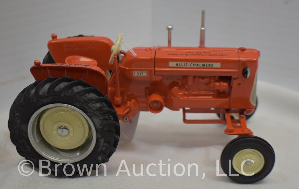 Allis-Chalmers D17 die-cast metal tractor