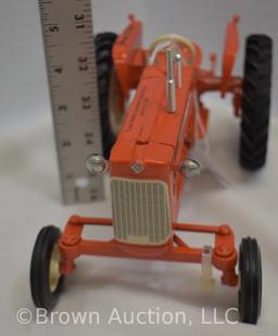 Allis-Chalmers D17 die-cast metal tractor