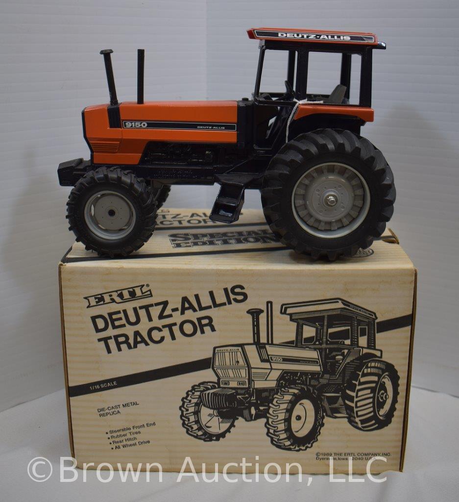 Deutz-Allis 9150 die-cast metal tractor (orange)