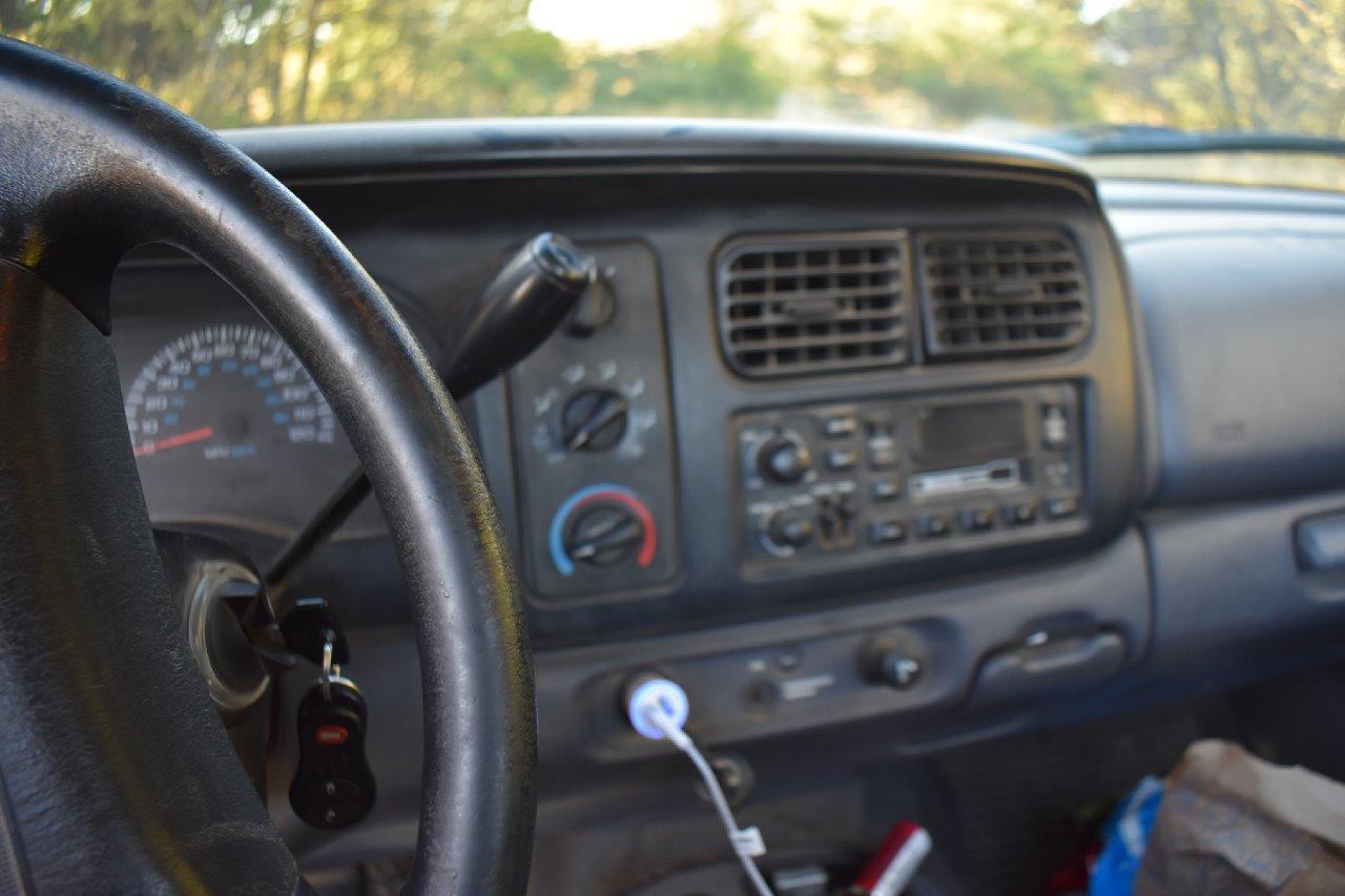 2000 Dodge Dakota, 144k Miles, V8, Automatic Transmission, 4wd - Good, Clean Title