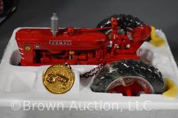 Farmall M diecast precision series tractor