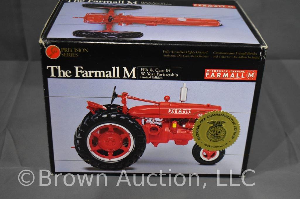 Farmall M diecast precision series tractor