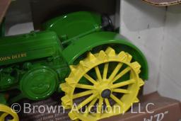 John Deere model D diecast tractor