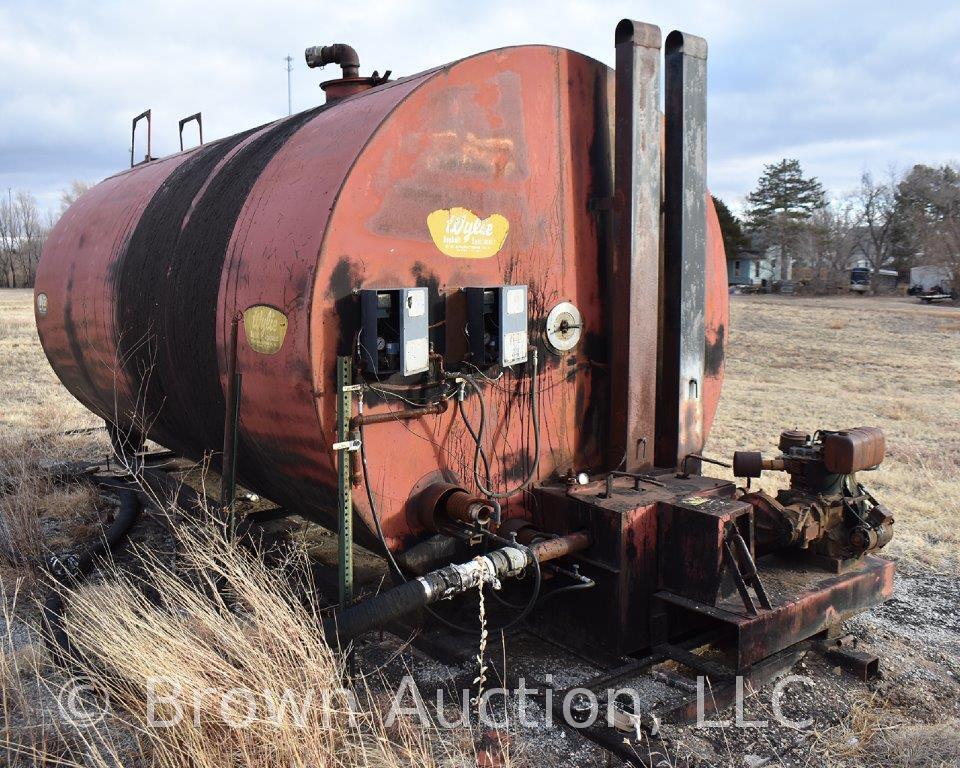 5,000 gallon bulk oil tank on skids