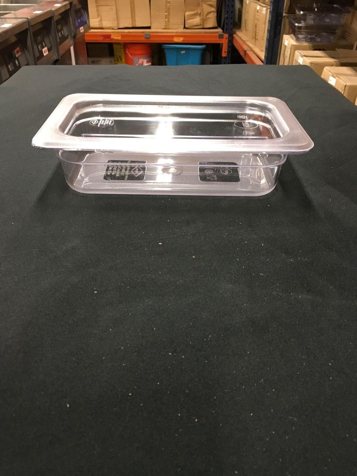 New 2 1/2" deep 1/4 pans with lids