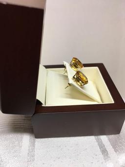 Pair Citrine Earings Yellow Gold. No appraisal on this piece.