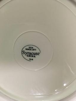 China dinner plates, 10 1/2 in.