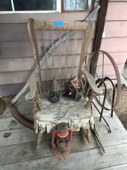 Mixed Lot, Rocking chair and assorted yard decorations (area 2)