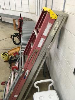 Ladders Aluminum & Fiberglass