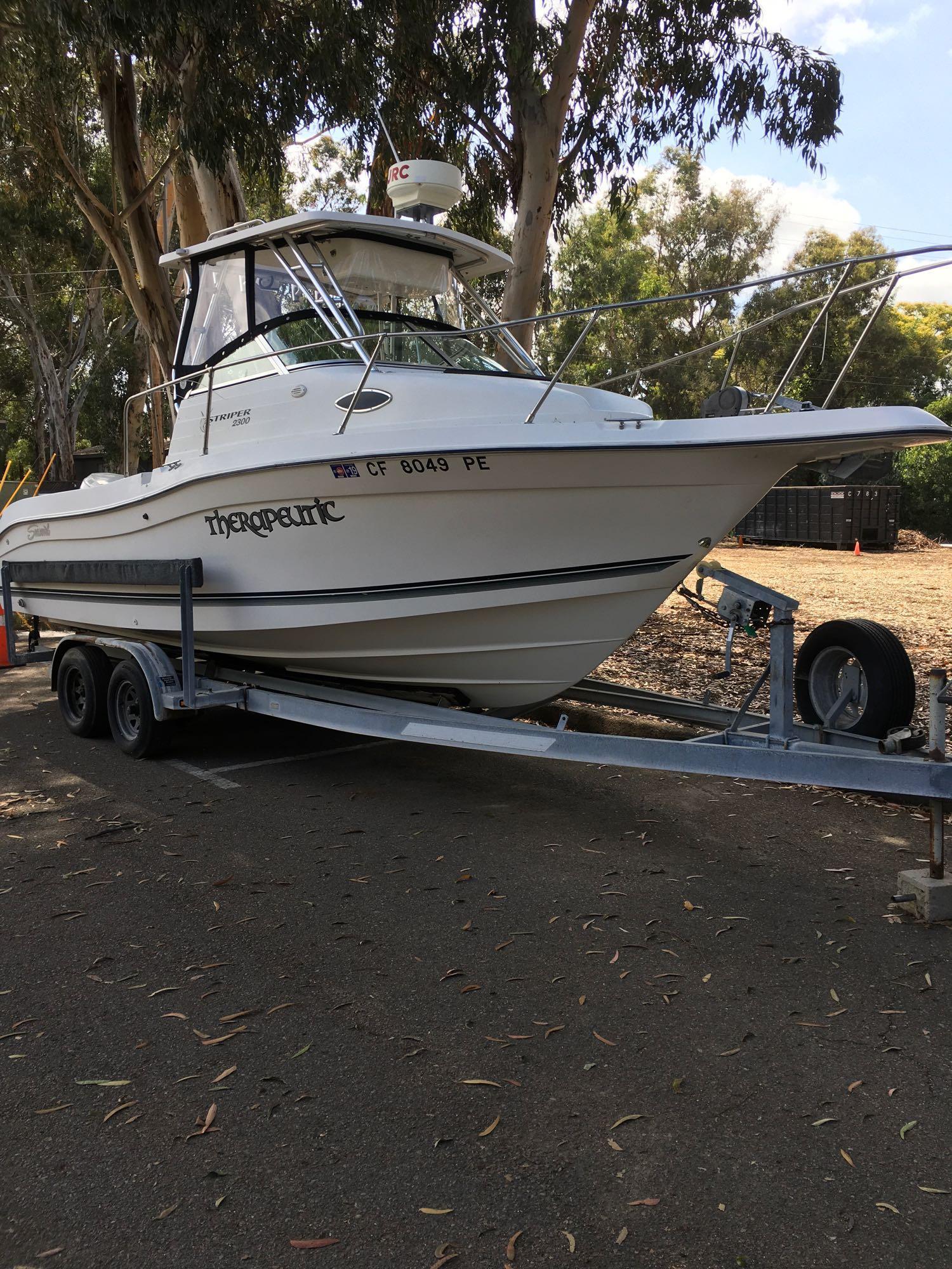 1998 SeaSwirl Striper 2300 with Evinrude  E-Tec (engine turns over) # 6 injector needs replacement