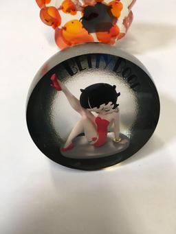 Collectible Betty Boop figurines/ paper weights