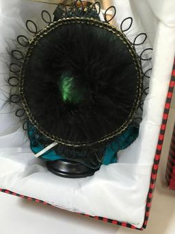 Collectible, Mini Betty Boop evening dress jewelry organizer