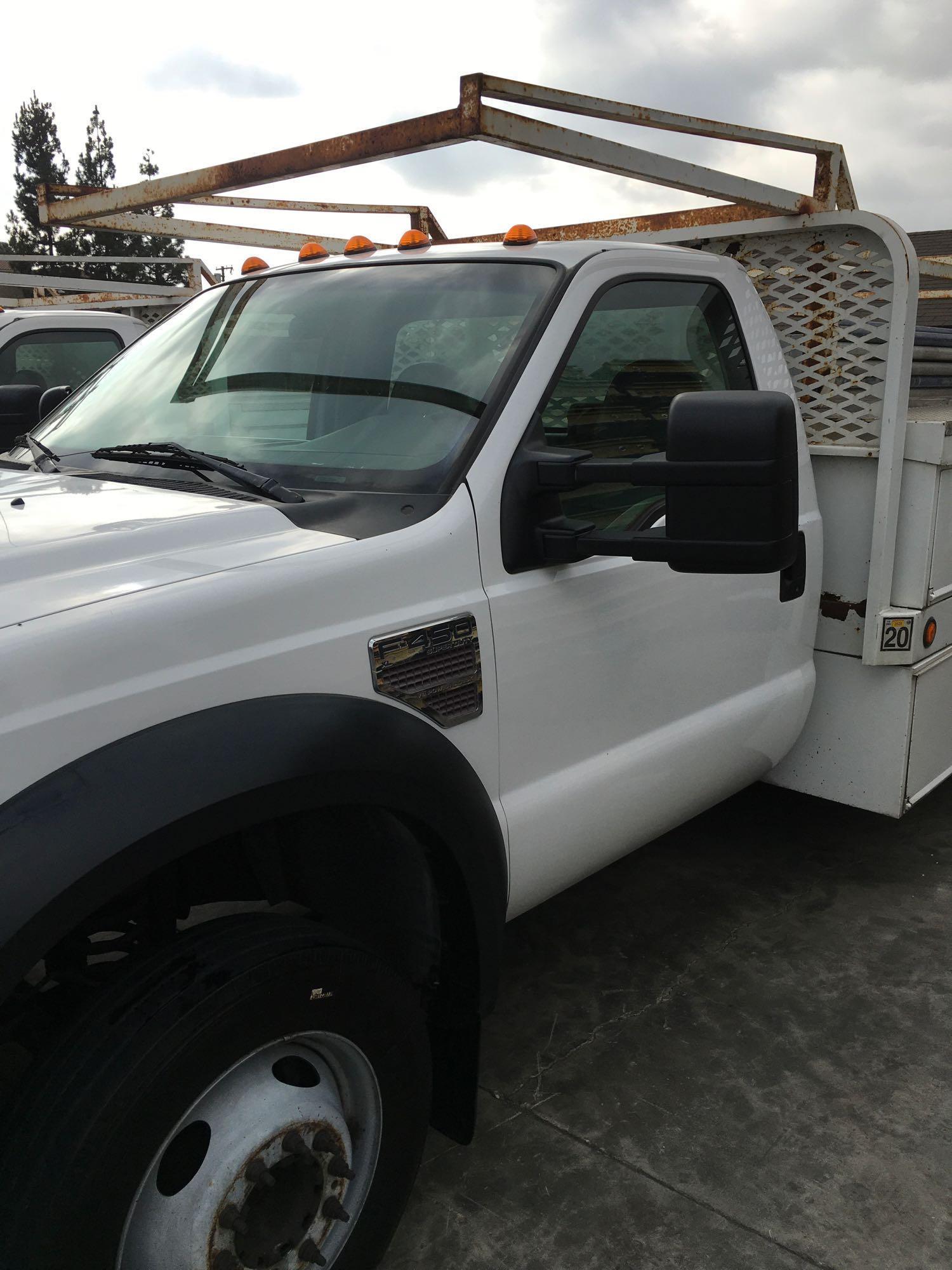 2008 Ford F 450 super duty, Power Stroke V8 Turbo Diesel Runs & Drives, Only 113K miles