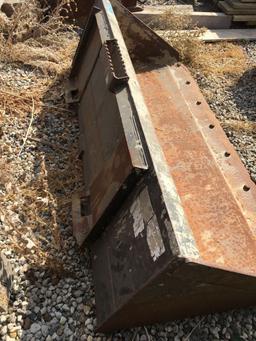 Caterpillar 236B Skid Steer Loader Bucket