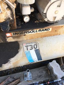 Ingersoll-Rand T30 compressor. Works See Video in Photos