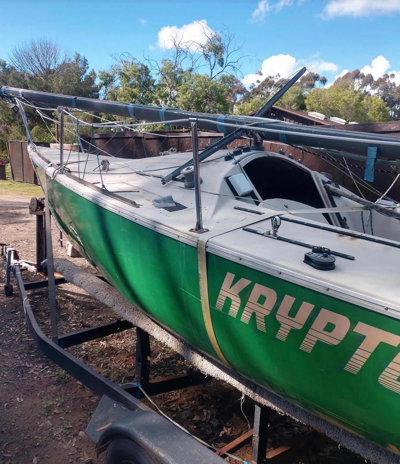 1983 Ranger 25’  Competition Class Sailboat  Sold on Title