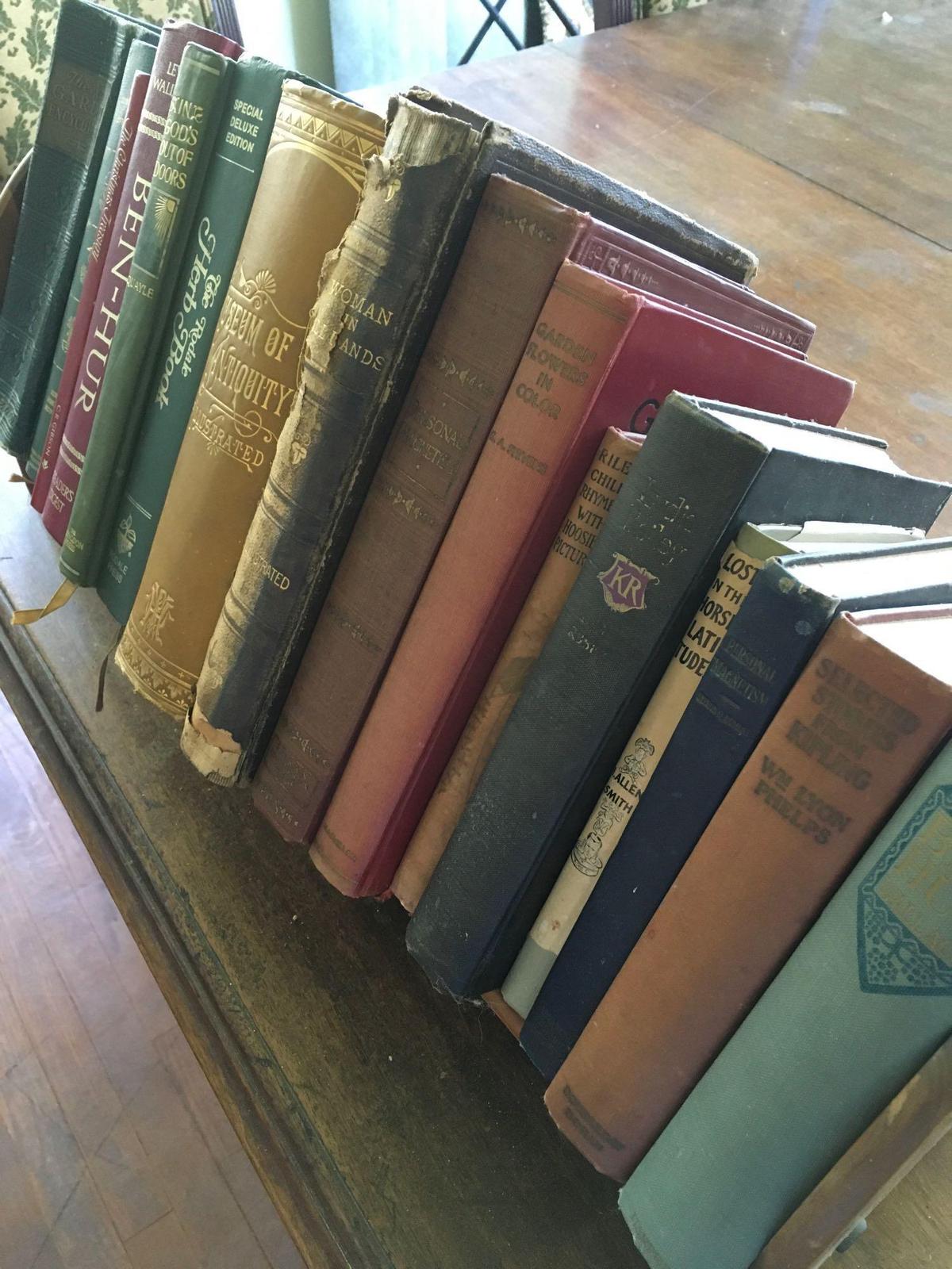 (16) Vintage, Assorted books. See pics for titles.