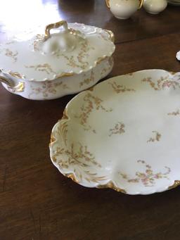 Vintage, (71) Pieces of Haviland & Co. china set