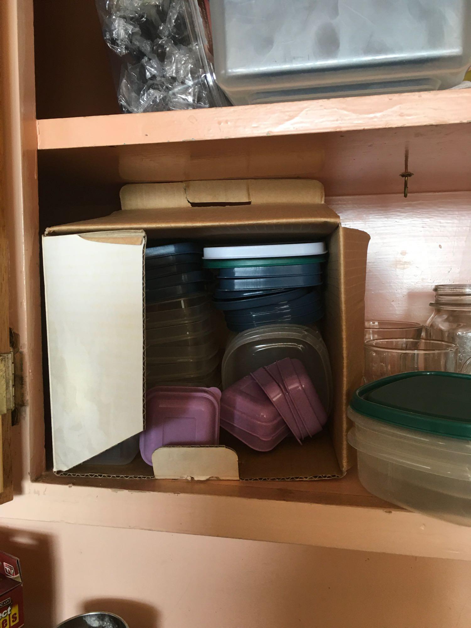 Lot of Assorted kitchen wear