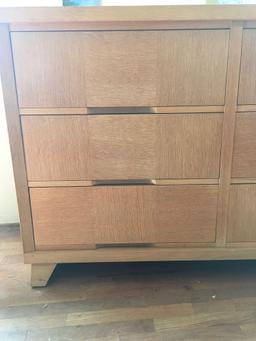 Vintage. 6 Drawer dresser with mirror