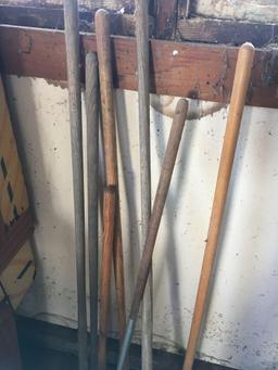 7 pieces. Assorted Gardening Tilling Tools