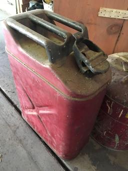 Vintage Gas Cans 8 pieces Assorted