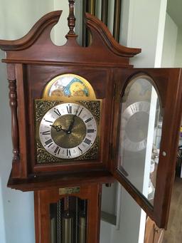 Grandfather clock made in Germany Hermle Black Forest 451050H, 94cm.