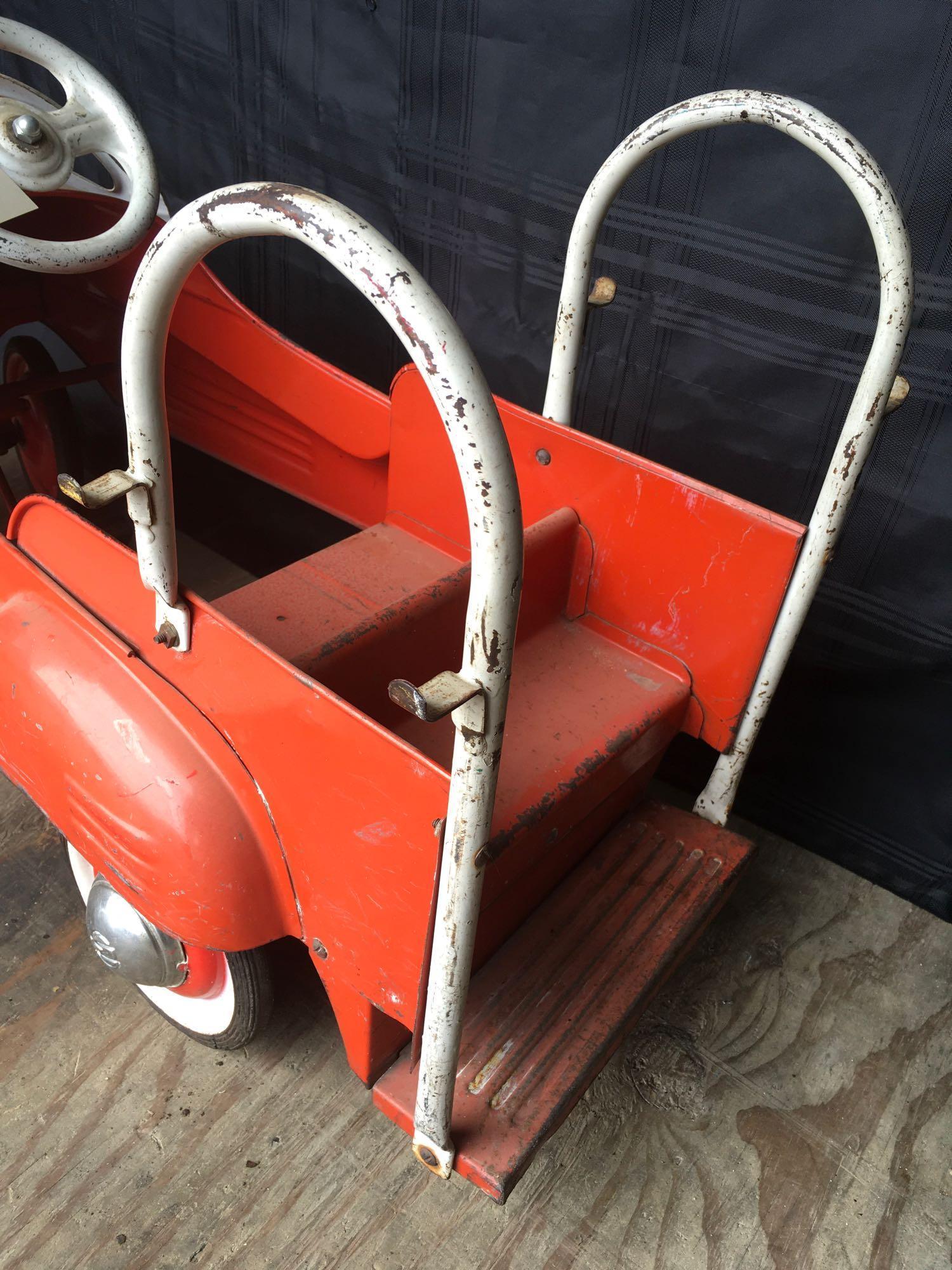 Vintage Murray Fire Department Metal Pedal Car