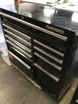 Husky 10 drawer tool box
