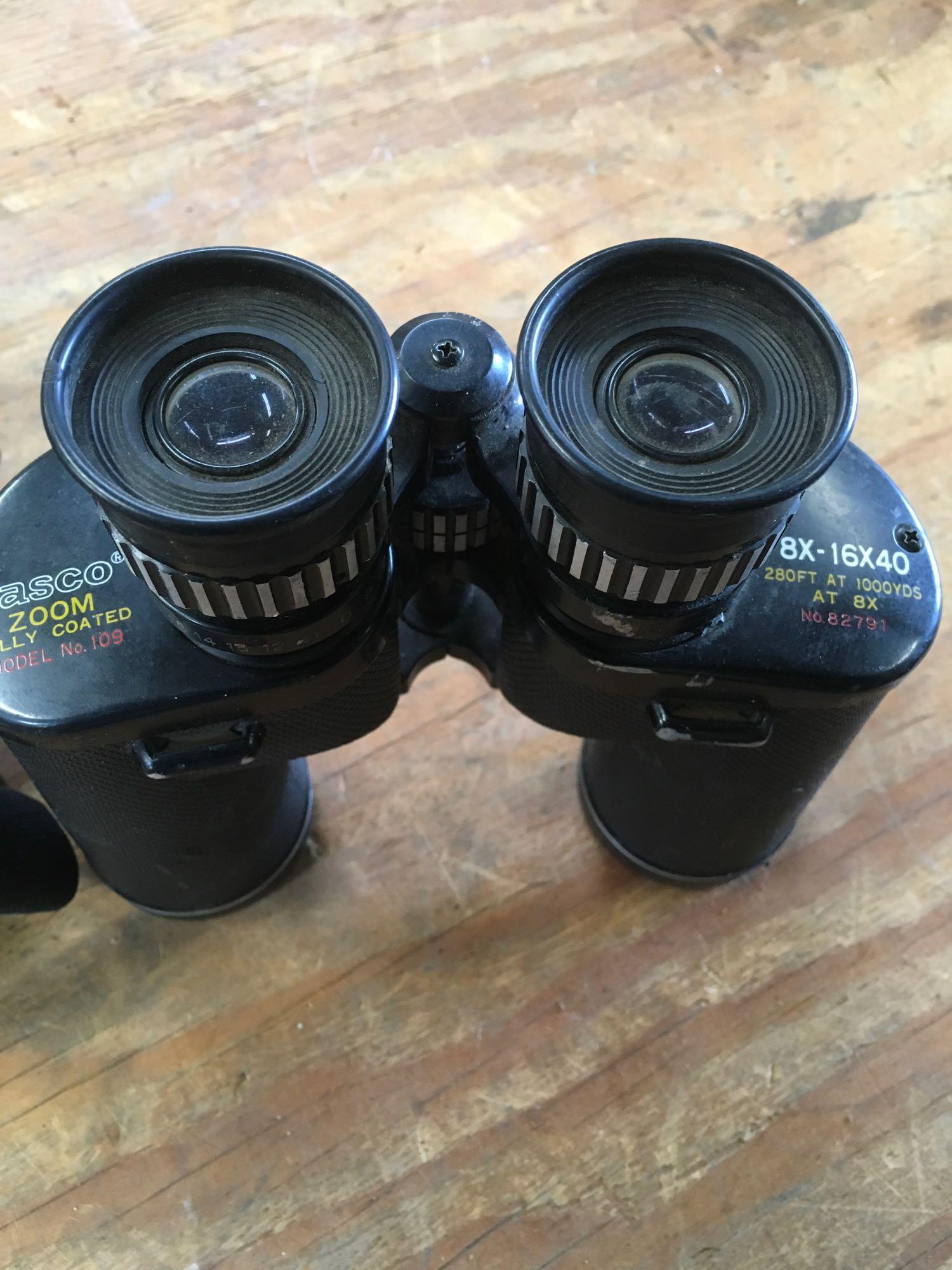 Cynaculars with remote and Taxco zoom fully coated model 109 binoculars