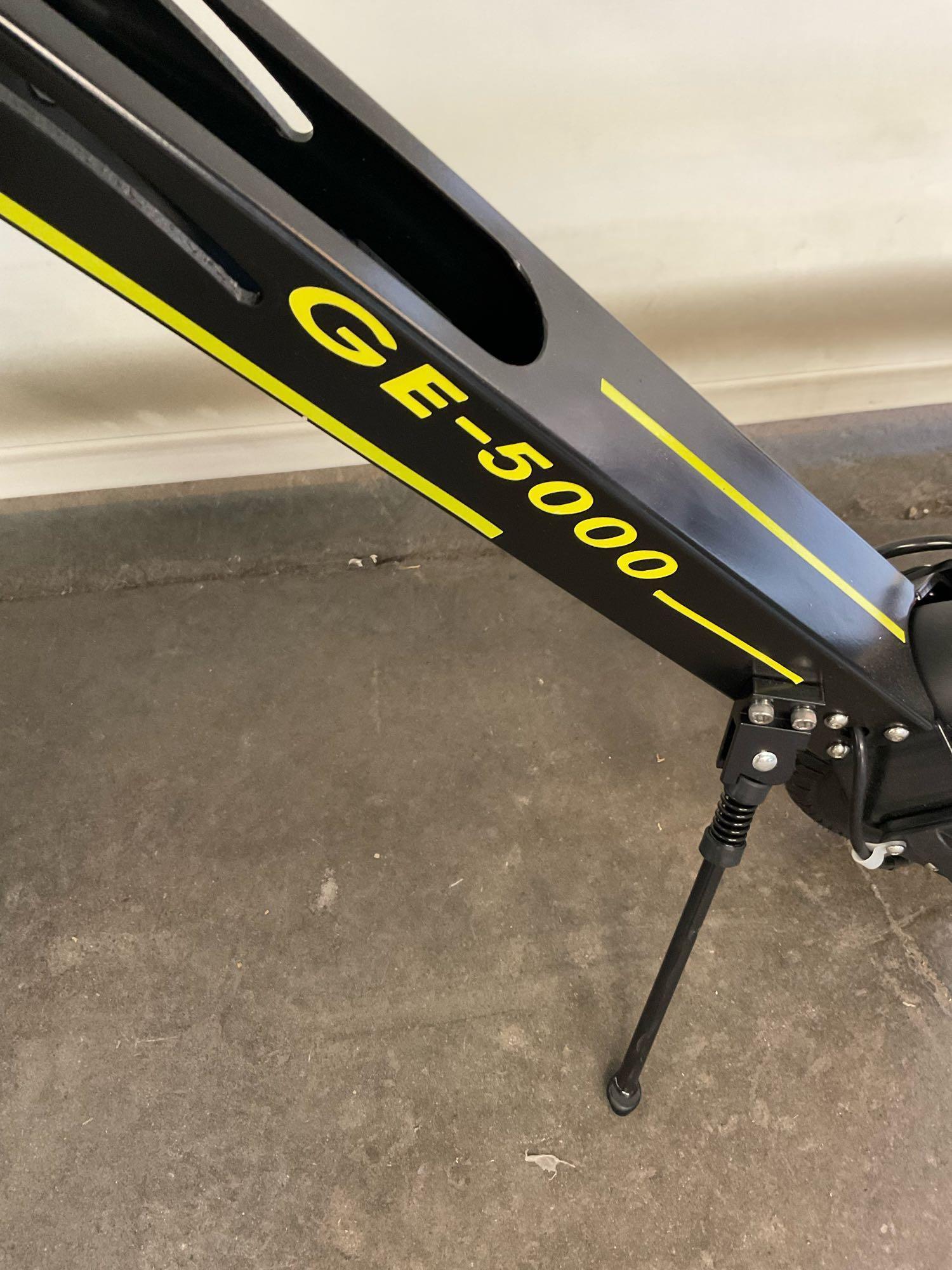 New Unopened box Comfygo electric e-bike model GE-5000. Black