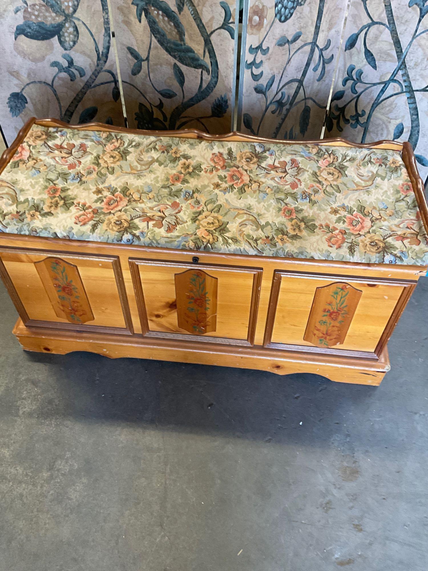 Vintage Bench trunk. 21" T X 38" W X 16" D