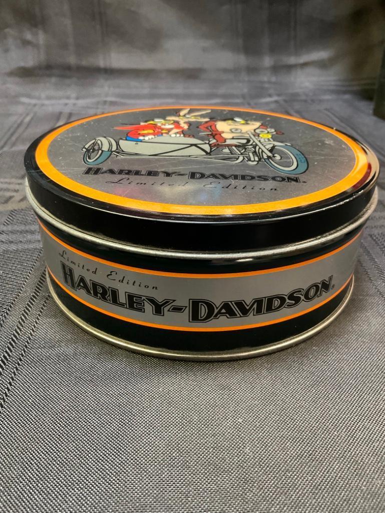 Limited Edition Harley Davidson Tachymetre watch with key chain and original tin case