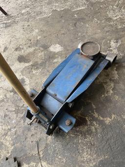 Hydraulic service jack model 791-6420