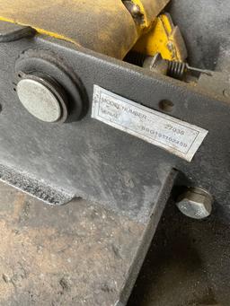 Magic Lift hydraulic service jack, model 27036