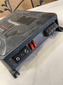 Pioneer GM-D8601 amplifier