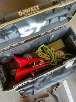 Rolling Dewalt tool box, car accessories & tools