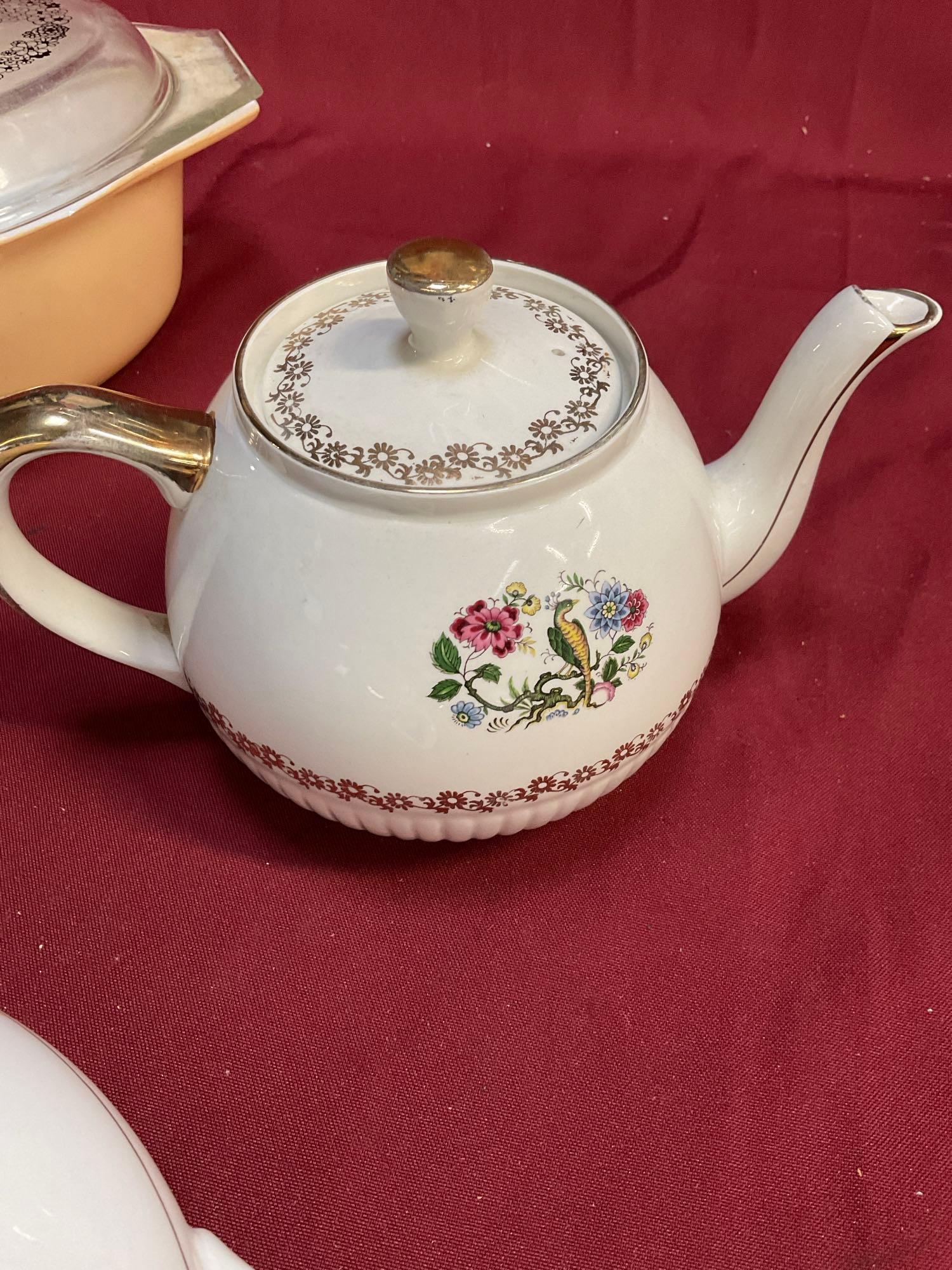 Vintage Pyrex 2 1/2 qt casserole dish, English Garden soup dish, Ellgreave teapot, hexagonal teapot