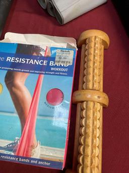 Yoga mat, Perfect Pull-up bar, resistance band, knee & leg brace, etc. 8 pieces