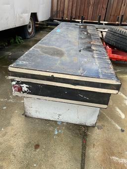 Metal truck tool box