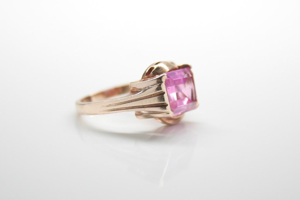 10k Yellow Gold Pink Sapphire Ring