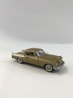 Danbury Mint die-cast 1957 Studebaker Goldenhawk