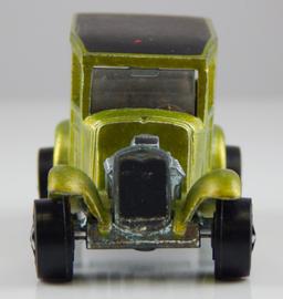 Hot Wheels Redline 1968 Lime/Anitfreeze Classic '38 Ford Woody