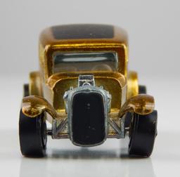 Hot Wheels Redline 1968 Yellow/Gold Classic '32 Ford Vicky