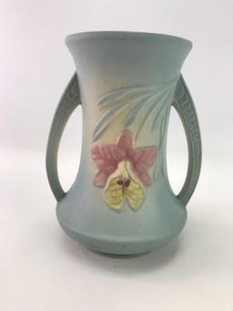 Vintage Hull floral design vase