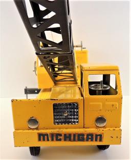 Vintage Nylint Michigan T-24 Clam Crane Truck.