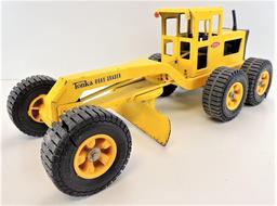 Vintage Tonka #2510 Road Grader.